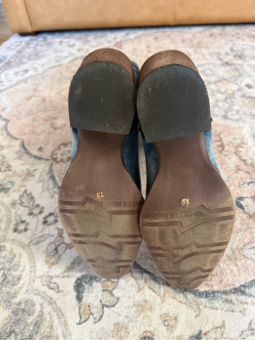LIKE NEW Denim Western Boots - Steve Madden - Picture 4 of 6